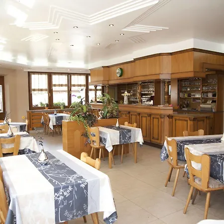 Logis A L'etoile D'or Batzendorf