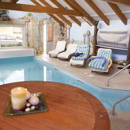 Hotel Logis A L'etoile D'or 3*